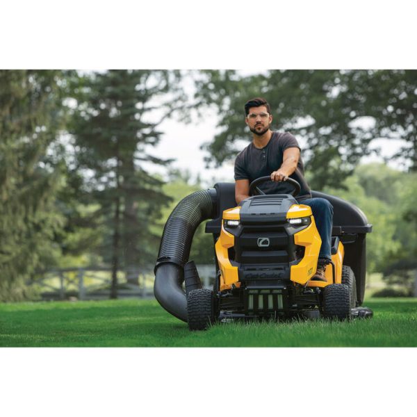 Cub Cadet® Enduro Series XT1 LT46 - Image 2