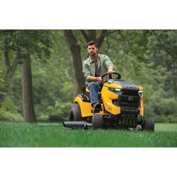 Cub Cadet® Enduro Series XT1 LT46 - Image 11