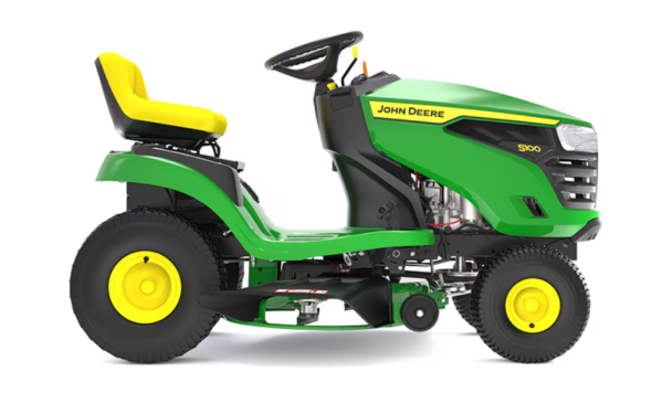 John Deere S100 — Lawn Tractor - Image 3
